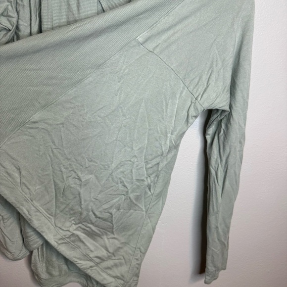 Athleta nirvana wrap long sleeve in opal green - Picture 7 of 11